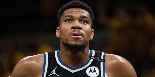 字母哥是否留雄鹿仍没定论 多支球队等待他的决定