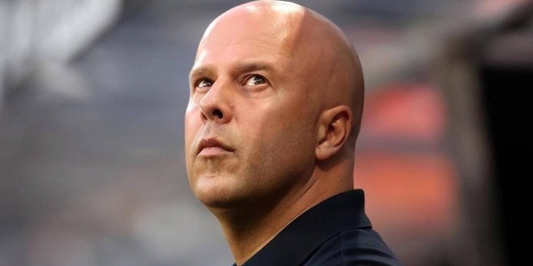 利物浦中场新星不走了！4000万英镑无人买，斯洛特给他更多机会