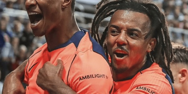 随着巴萨2-1纽卡，曼城2-0，欧冠首轮全部战罢！产生3个不可思议