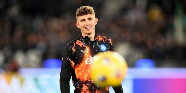 林斯特伦的德甲困局：那不勒斯面临的烫手山芋